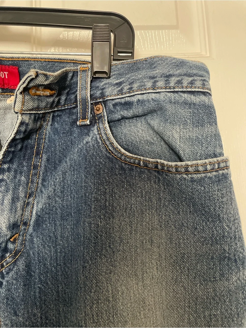 Levi’s Men’s Classic Blue Straight-Leg Jeans